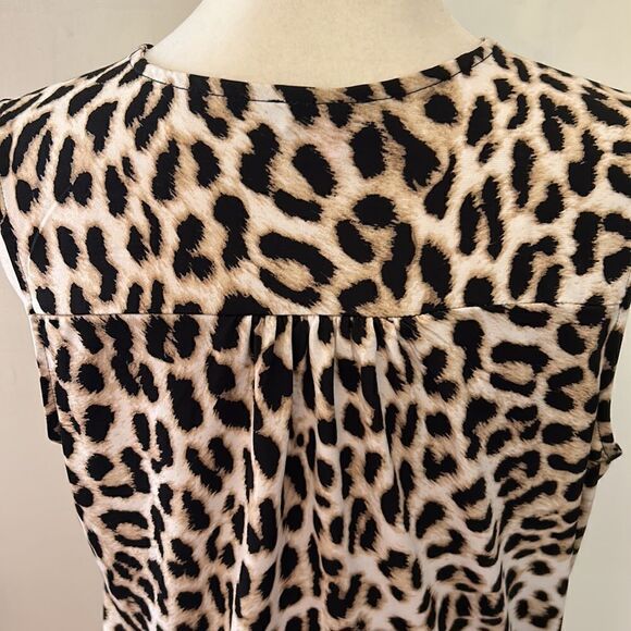 Vince Camuto animal print sleeveless blouse Size XS - Picture 6 of 8